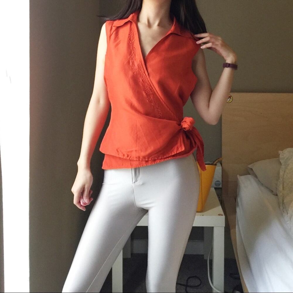Ultra Dress New York 100% Silk Wrap Top.--NA10